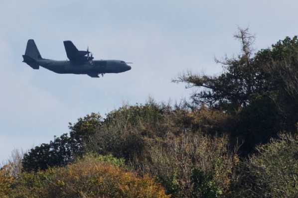 16 October 2020 - 14-06-09
Disappointing. This Hercules simply flew on down the coast rather than head in and come up river.
--------------------------------
RAF Hercules near Dartmouth
